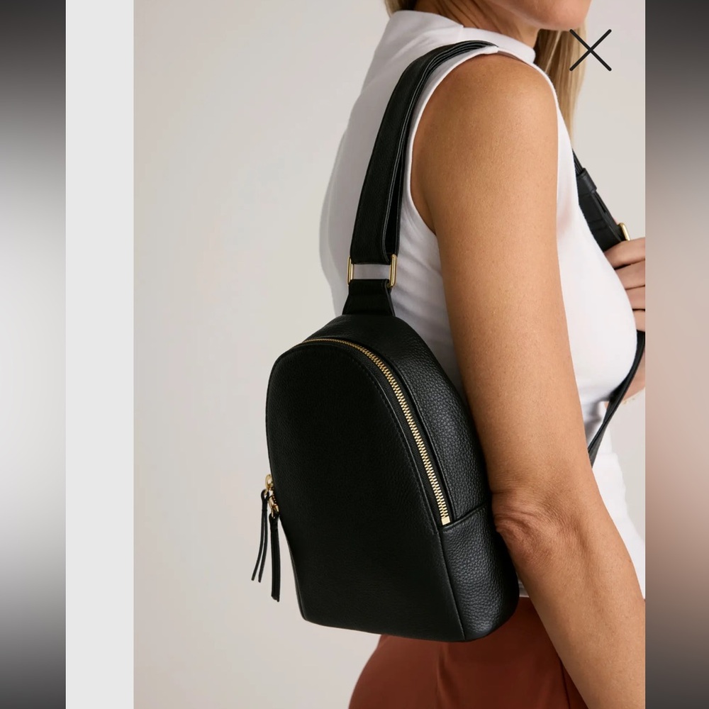 Quince Italian Leather Sling Pack